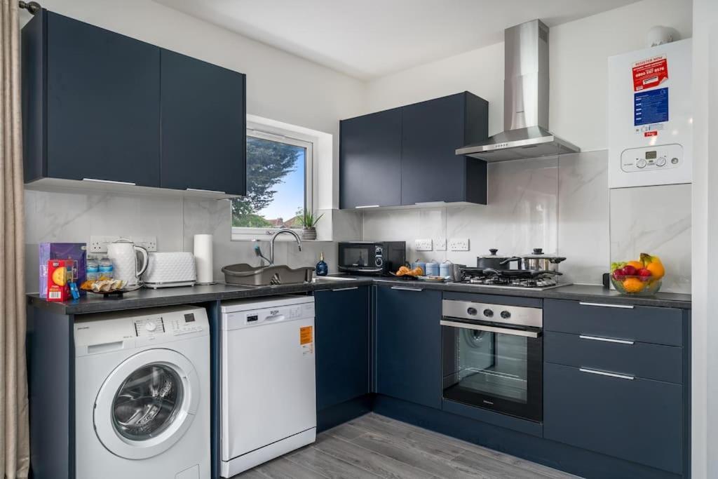 해로우 Lux 3Bed Near Wembley With Parking By Oceana Group - Sleeps 8 아파트 외부 사진