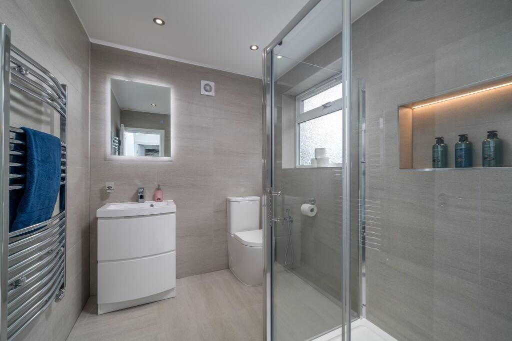 해로우 Lux 3Bed Near Wembley With Parking By Oceana Group - Sleeps 8 아파트 외부 사진